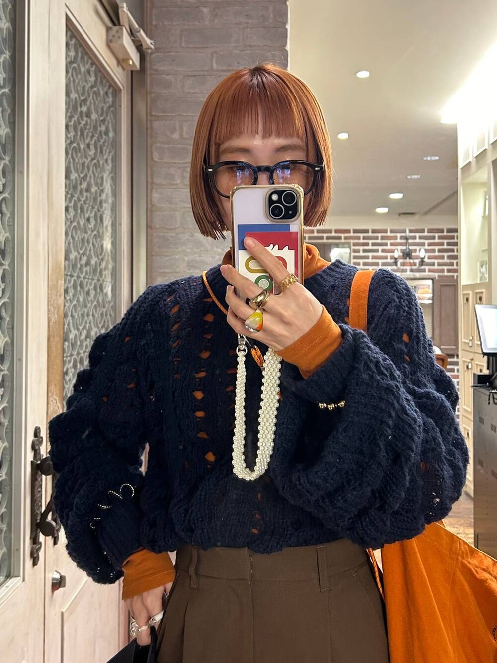 「LOWRYS FARM、ママコーデ、女子ウケ、個性派、差し色コーデ、冬コーデ、ローリーズスタイル_LOWRYS FARM、公認インフルエンサー_LOWRYS FARM、大人女子カジュアル_LOWRYS FARM、カジュアル、メガネ、着痩せ・細見え、親子コーデ、リンクコーデ、ニット」｜「LOWRYS FARMの３ＷＡＹモッズコート　343112（モッズコート、ブラック系）」を使った、milkさん（レディース・160cm）の秋コーディネートの8枚目の写真