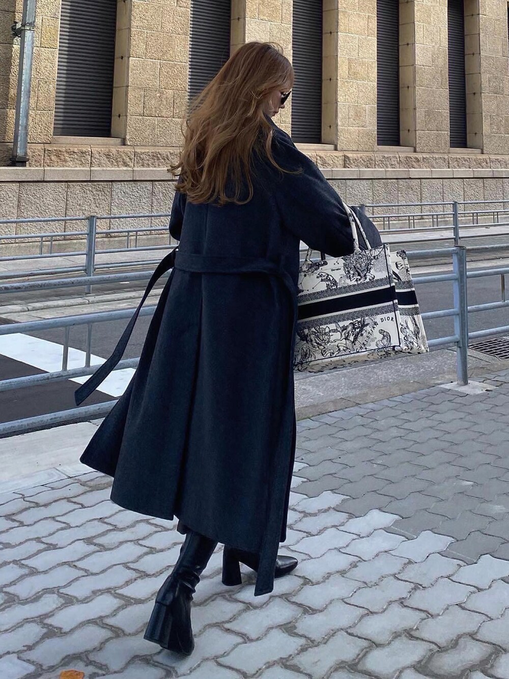 Akane｜CHANELのショルダーバッグを使ったコーディネート - WEAR