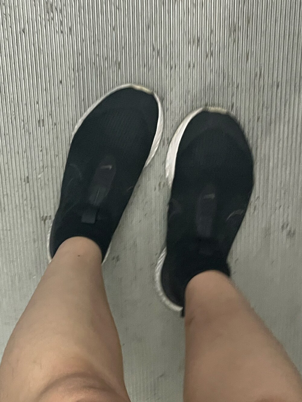 「古着、vintage、夏コーデ、ハーフパンツ」｜「古着のアイテム（タンクトップ、ピンク系）」を使った、nkさん（レディース・157cm）の夏コーディネートの3枚目の写真