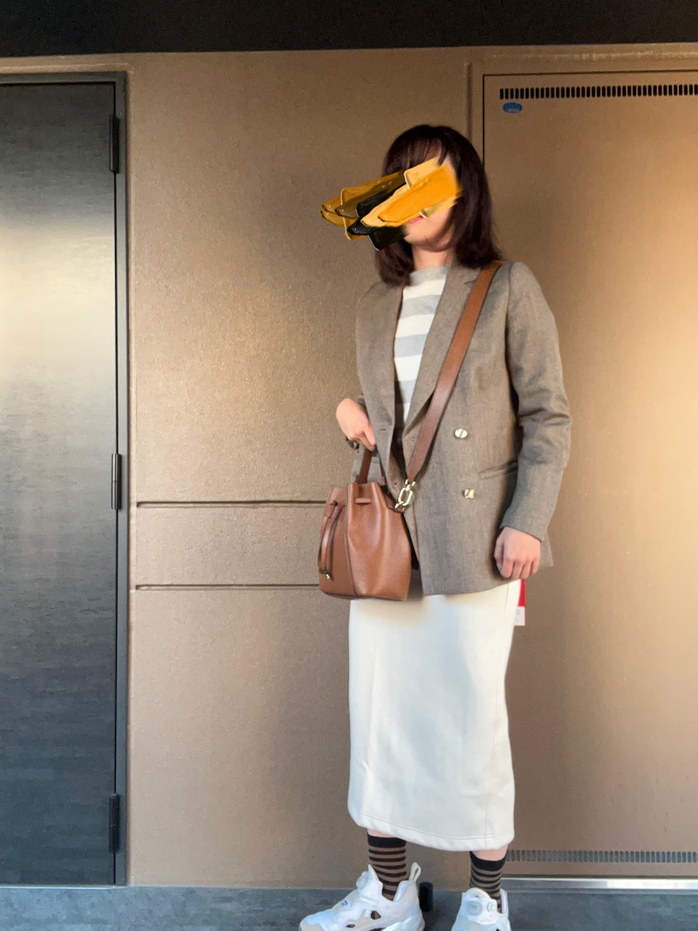 「秋服コーデ、休日スタイル、シンプルスタイル、ボーダー、おでかけコーデ、休日コーデ、ゆったりコーデ、ジャケットスタイル、ペンシルスカート、大人コーデ、キレイめ、秋冬コーデ、大人カジュアル、高身長コーデ、ファッションを楽しもう」｜「N.（N. Natural Beauty Basic）の【S Size Line】◆ダブルブレストジャケット（テーラードジャケット、ベージュ系）」を使った、toommypeco5さん（骨格ストレート・レディース・165cm）の秋コーディネートの2枚目の写真