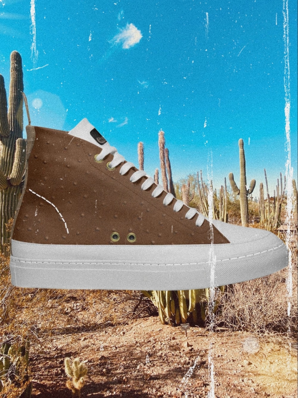 ブラウン系のスニーカーを着用したメンズの秋コーディネートの2枚目の写真