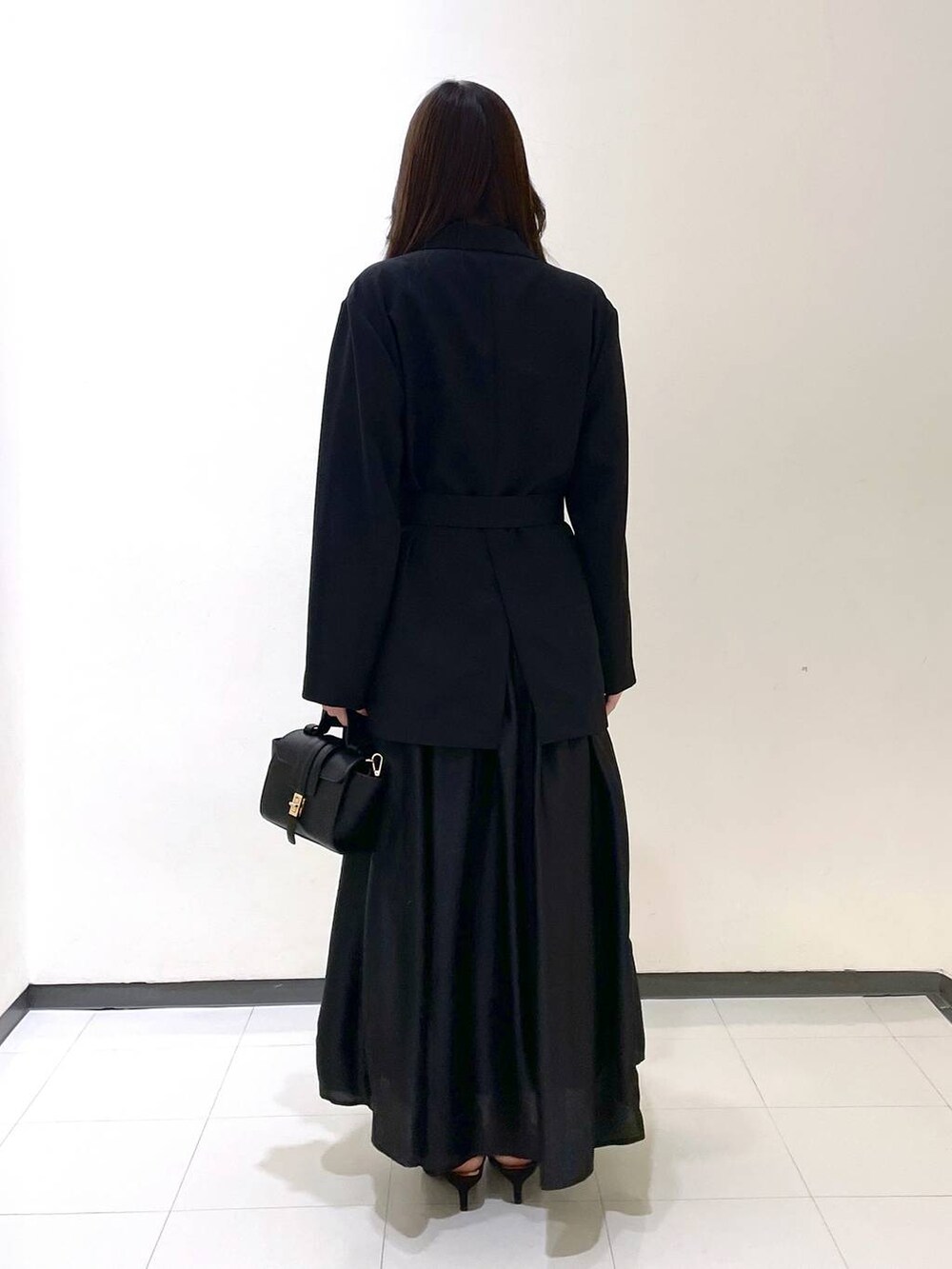 「コンサバ、高見え、ベーシック/シンプル」｜「A part byの【カップ取り外せる】レーヨンカップツキベアキャミソール（キャミソール、ブラック系）」を使った、あいさん（レディース・156cm）の春コーディネートの3枚目の写真