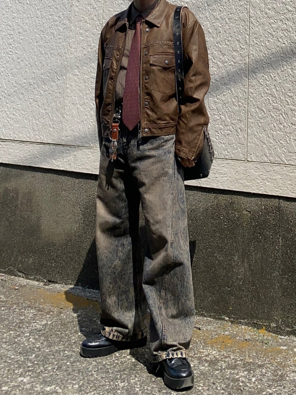 Ushioさんの「Studs Design Tracker Jacket/スタッズデザイントラッカージャケット（ANDER HUNK）」を使ったコーディネートの3枚目の写真