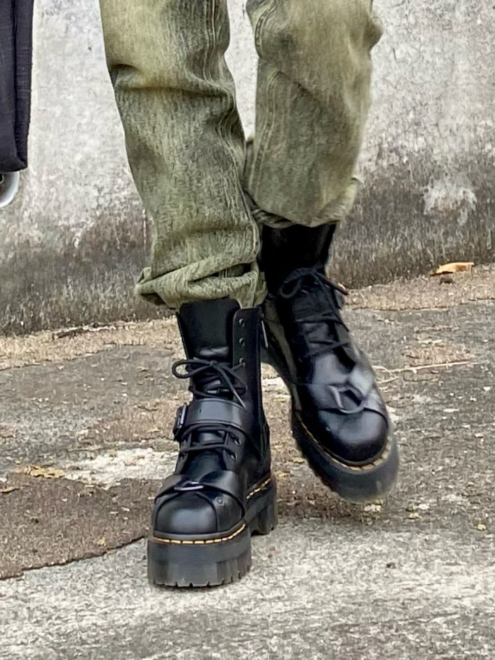 Ushio ］｜Dr. Martensのブーツを使ったコーディネート - WEAR