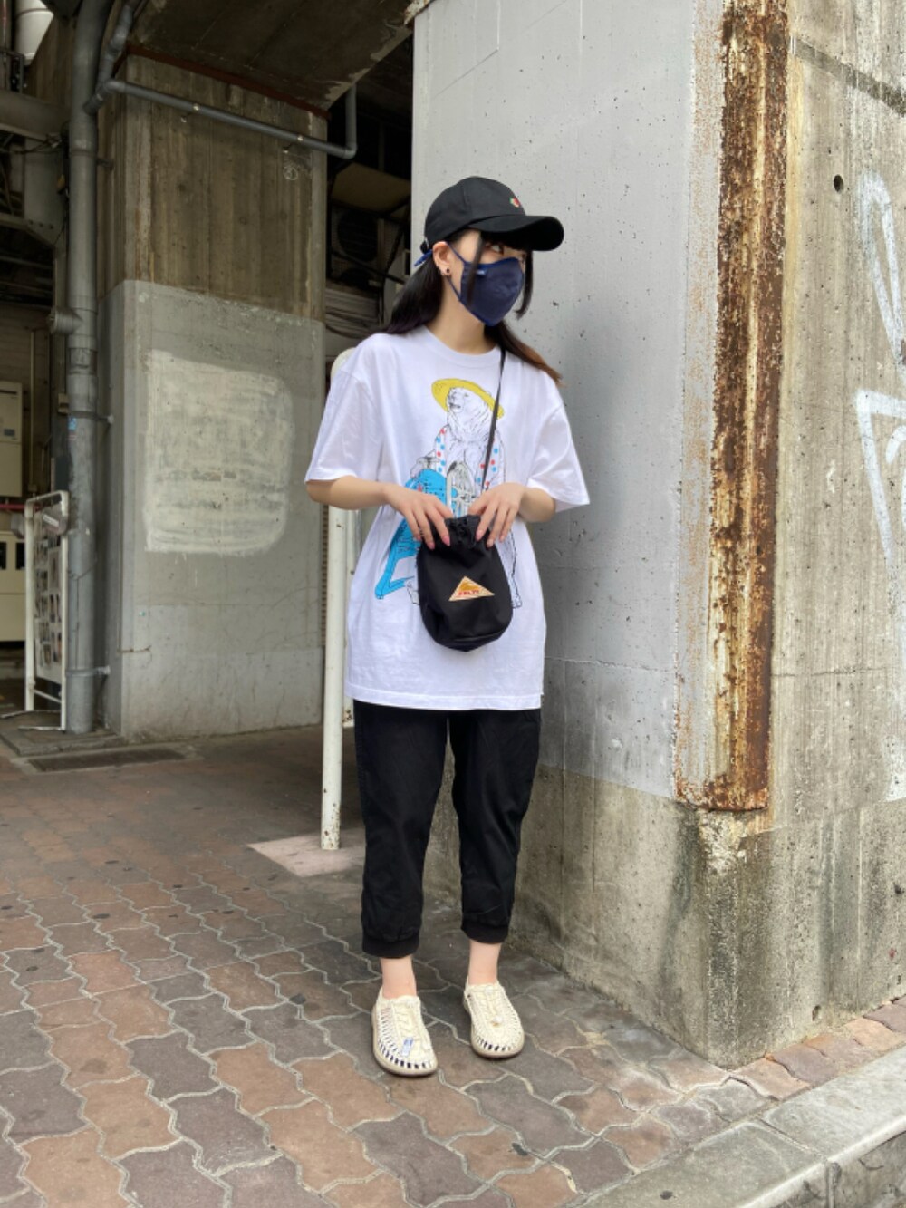 「休日スタイル、リネン、カラフル、柄シャツ、アウトドアスタイル、キャップ女子、in the ROOTS、2nd  ROOTS」｜「FRUIT OF THE LOOMのアイテム（キャップ、ブラック系）」を使った、ROOTS_official @相互さん（レディース・164cm）の夏コーディネートの2枚目の写真
