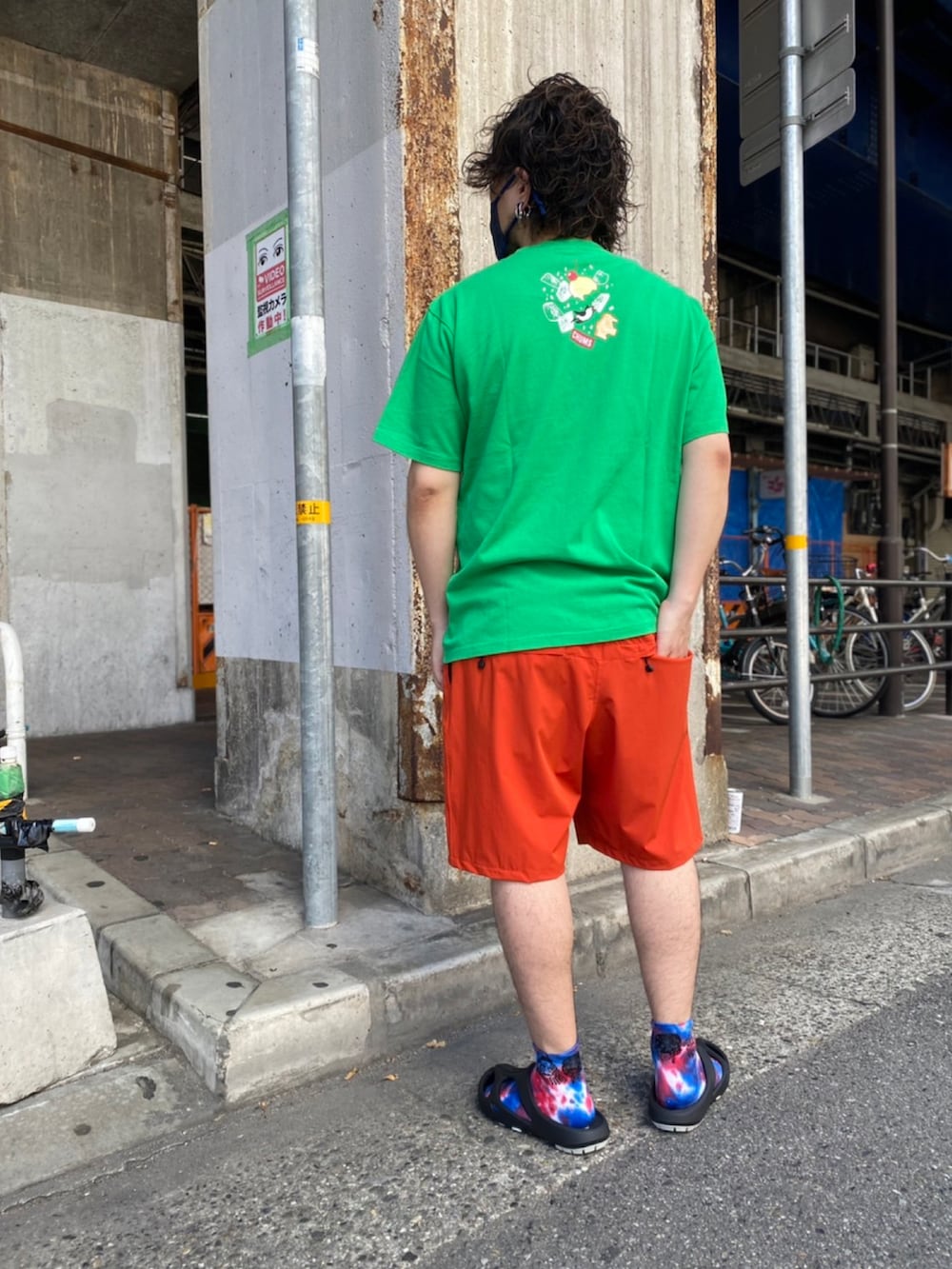 「休日スタイル、カジュアル、チャムス、リネン、夏、Tシャツ、in the ROOTS、2nd  ROOTS」｜「CHUMSのアイテム（Tシャツ/カットソー、グリーン系）」を使った、ROOTS_official @相互さん（メンズ・166cm）の夏コーディネートの3枚目の写真