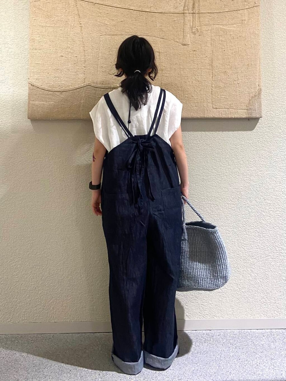 「かぐれ、newarrival、低身長コーデ、骨格ウェーブ、イエベ秋、ウェーブ×イエベ秋、ウェーブ×低身長、リネン着こなし術」｜「かぐれのリネンフレンチクルーネック（Tシャツ/カットソー、ホワイト系）」を使った、たなか☀︎さん（骨格ウェーブ・レディース・145cm）の夏コーディネートの3枚目の写真