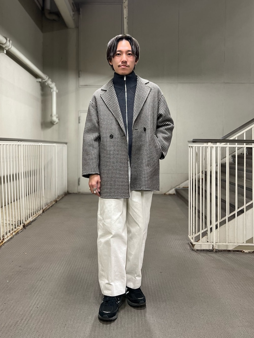 nishioka(NOLLEY'S MENS)|NOLLEY’Sのチェスターコートを使ったコーディネート - WEAR