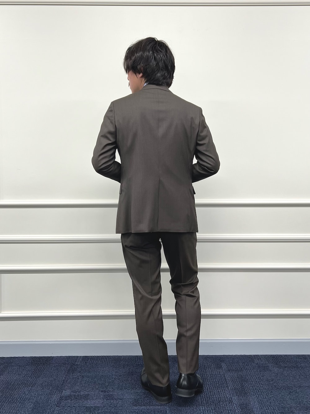 「セットアップ、スラックス、春夏コーデ、シンプルコーデ、革靴、テーラードジャケット、ネクタイ、ジャケット、スーツスタイル、通勤コーデ、ジャケットスタイル、春コーデ、キレイめ、ビジネススタイル」｜「NOLLEY’Sの【Loro Piana / CANONICO】インポートファブリック セットアップスーツ 25SS（セットアップ、ブラウン系）」を使った、nishiokaさん（メンズ・169cm）の春コーディネートの5枚目の写真