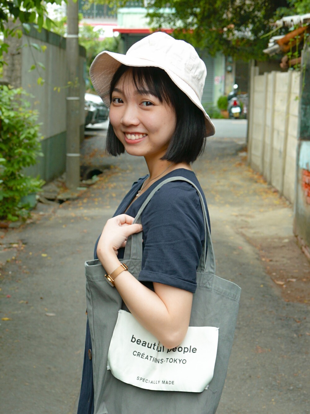 「日系休闲、ootd」｜「VANSのアイテム（シューズ、ブルー系）」を使った、ももさん（レディース・155cm）の夏コーディネートの2枚目の写真