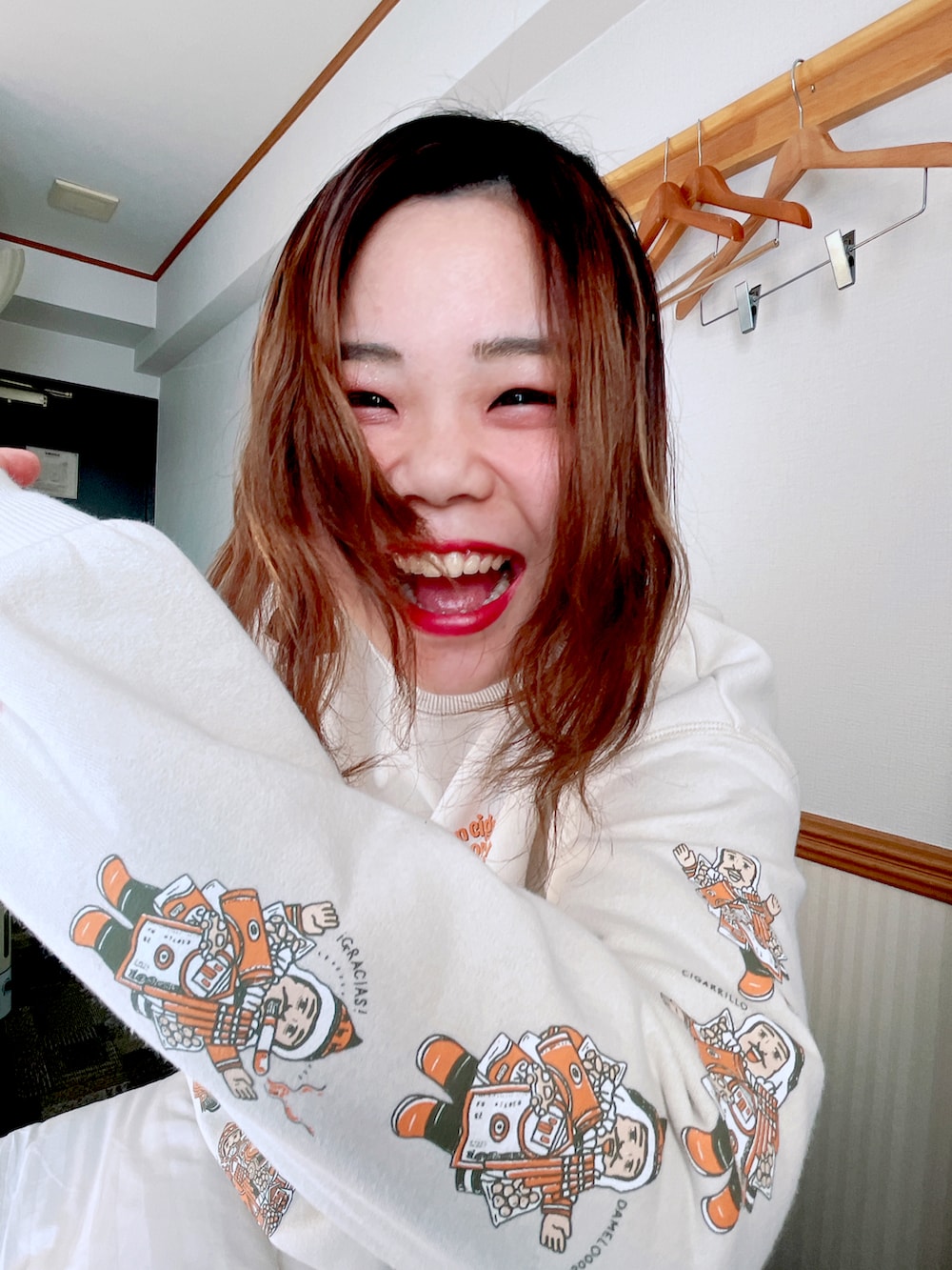 「チチカカ、チチカカコーデ、エケコ人形、エスニック、今日のコスメと服、ファッションを楽しもう、お洒落さんとつながりたい」｜「チチカカのアイテム（トップス、ホワイト系）」を使った、トーフさん（レディース・150cm）の秋コーディネートの2枚目の写真