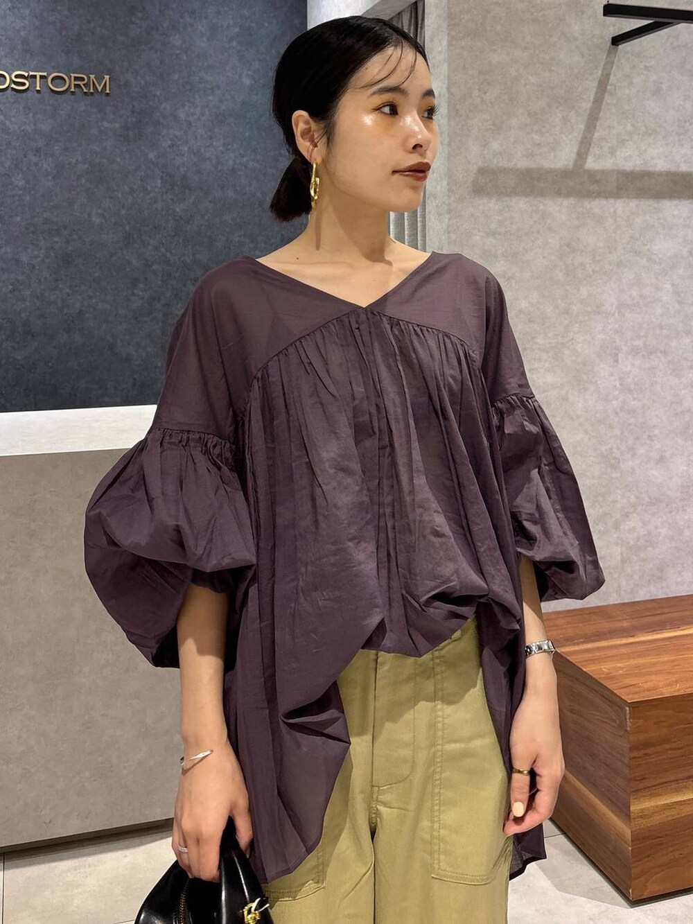「BARNYARDSTORMのBARNYARDSTORM / Wストラップミュール2（サンダル、ブラック系）」を使った、nonko1996さん（レディース・155cm）の夏コーディネートの3枚目の写真