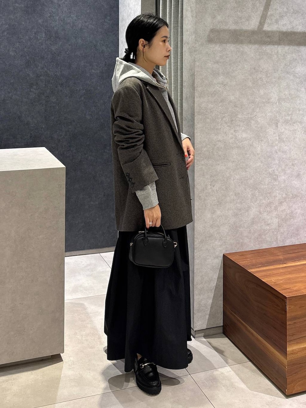 「MazellのMazell／トラックソールビットローファー【新色登場】（ローファー、ブラック系）」を使った、nonko1996さん（レディース・155cm）の夏コーディネートの2枚目の写真