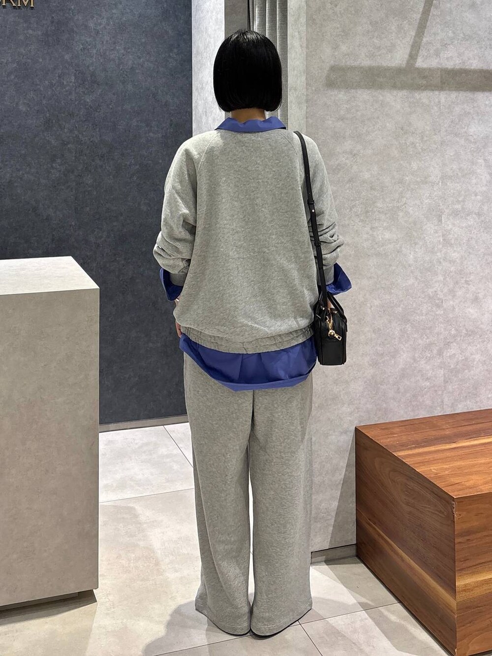 「BARNYARDSTORMのBARNYARDSTORM / サイドスリットワイドシャツ/ マシンウォッシャブル（シャツ/ブラウス、ブルー系）」を使った、nonko1996さん（レディース・155cm）の夏コーディネートの4枚目の写真