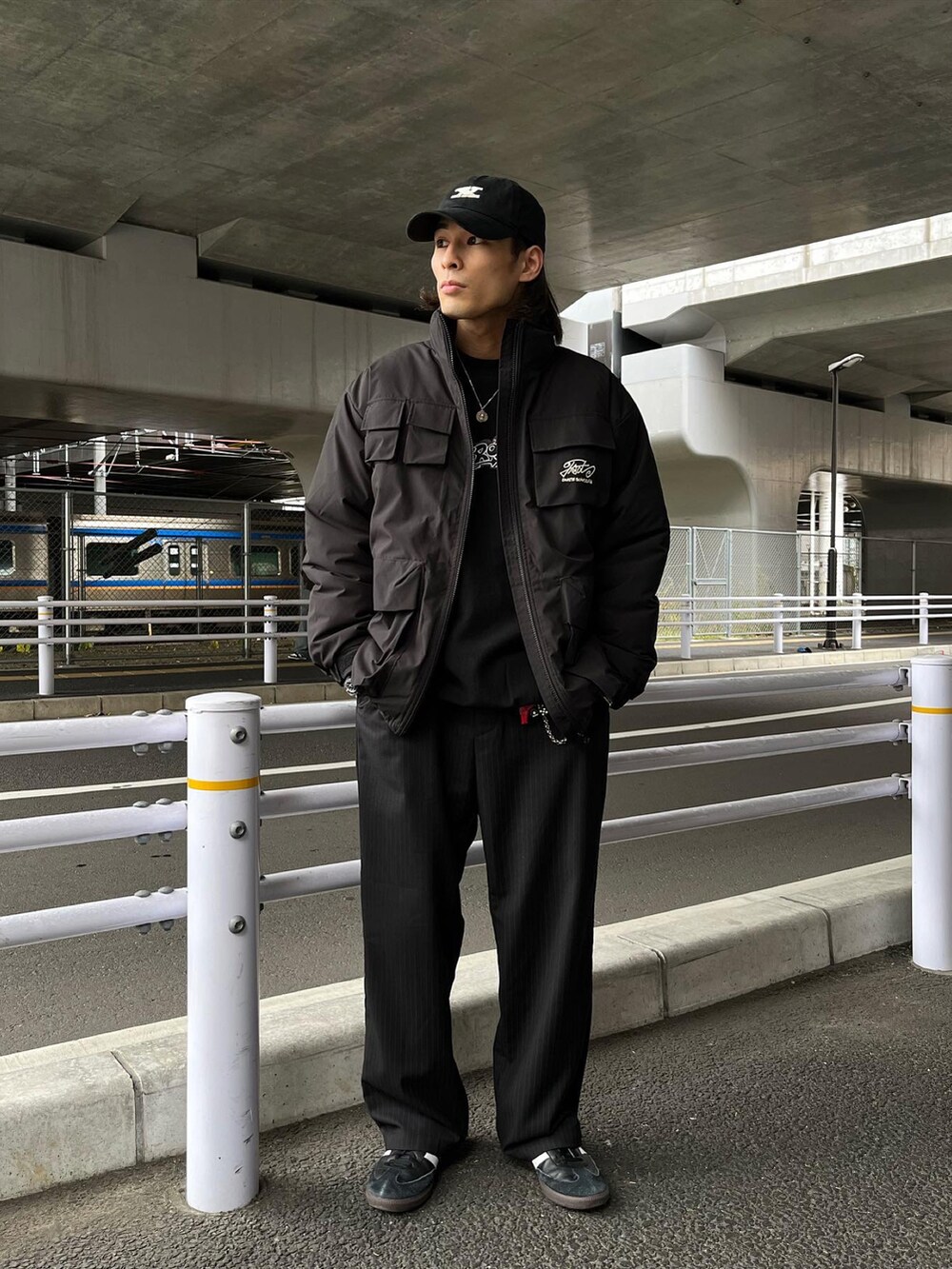 BLESS YOU/ブレスユー】ピンストライプスラックスを使った人気