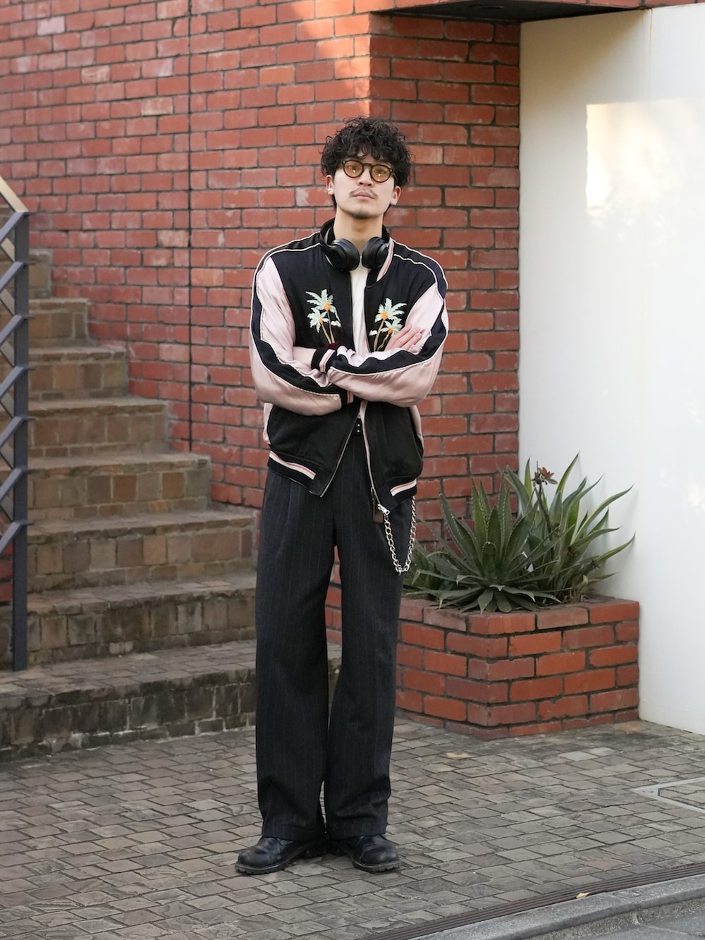 DAIRIKUのスタジャンを使った人気ファッションコーディネート - WEAR