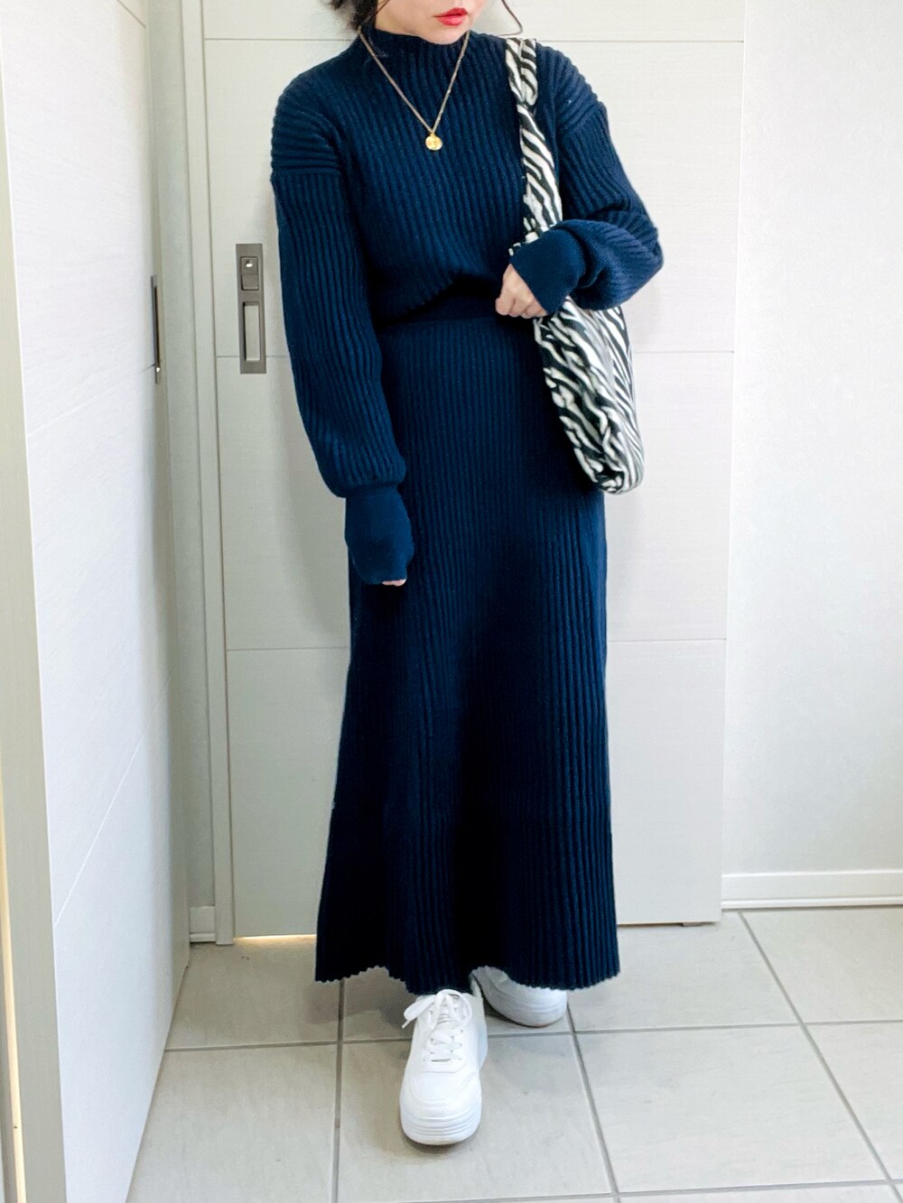 「大人カジュアル、冬コーデ、アウター、ステンカラーコート、ニットアップ、セットアップ、リノーム、renorm、renorm_official、ANGIE VINTAGE、アンジーヴィンテージ、オトナ女子、低身長、低身長コーデ、低身長女子」｜「ANGIEのウールライクステンカラーコート（ステンカラーコート、ベージュ系）」を使った、❁⃘asa❁⃘さん（レディース・150cm）の秋コーディネートの2枚目の写真