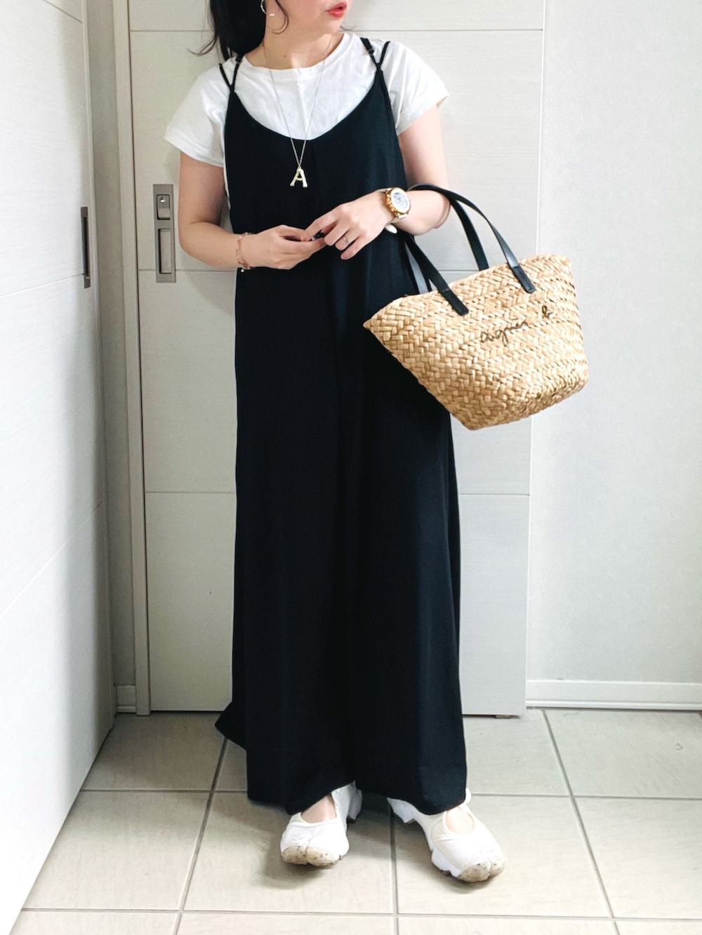 「みんなの白Tフェス、おでかけコーデ、大人女子、シンプルコーデ、シンプル、Fizz、フィズ、キャミワンピ、夏コーデ、プチプラ、かごバッグ、休日スタイル、低身長、低身長コーデ、低身長女子」｜「recaのフレンチスリーブシンプルカットソー（Tシャツ/カットソー、ホワイト系）」を使った、❁⃘asa❁⃘さん（レディース・150cm）の夏コーディネートの5枚目の写真