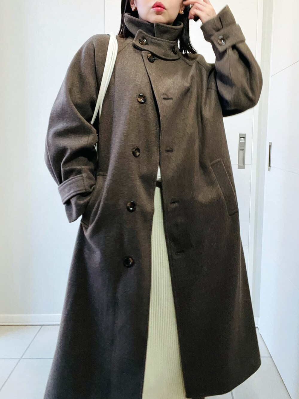 「クリスマスに着たい服、マイベストコーデ2024、冬コーデ、オトナカジュアル、低身長、低身長コーデ、低身長女子、tiptop_pocket、tiptop、tipコーデ、ティップトップ」|「tiptopの【2024AW新色登場】2WAYステンカラーロングコート【web限定Lサイズあり】(ステンカラーコート、ブラウン系)」を使った、❁⃘asa❁⃘さん(レディース・150cm)の冬コーディネートの2枚目の写真