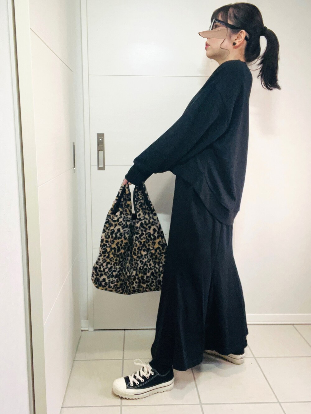 「休日スタイル、ANGIE VINTAGE、アンジーヴィンテージ、コクーンコート、Fizz、フィズ、オトナ女子、秋冬コーデ、きれいめカジュアル、大人かわいい、メガネ女子、シンプル、低身長、低身長コーデ、低身長女子」｜「ANGIEの【2022年新色追加】ノーカラーミドルコクーンコート（ノーカラーコート、ピンク系）」を使った、❁⃘asa❁⃘さん（レディース・150cm）の秋コーディネートの3枚目の写真