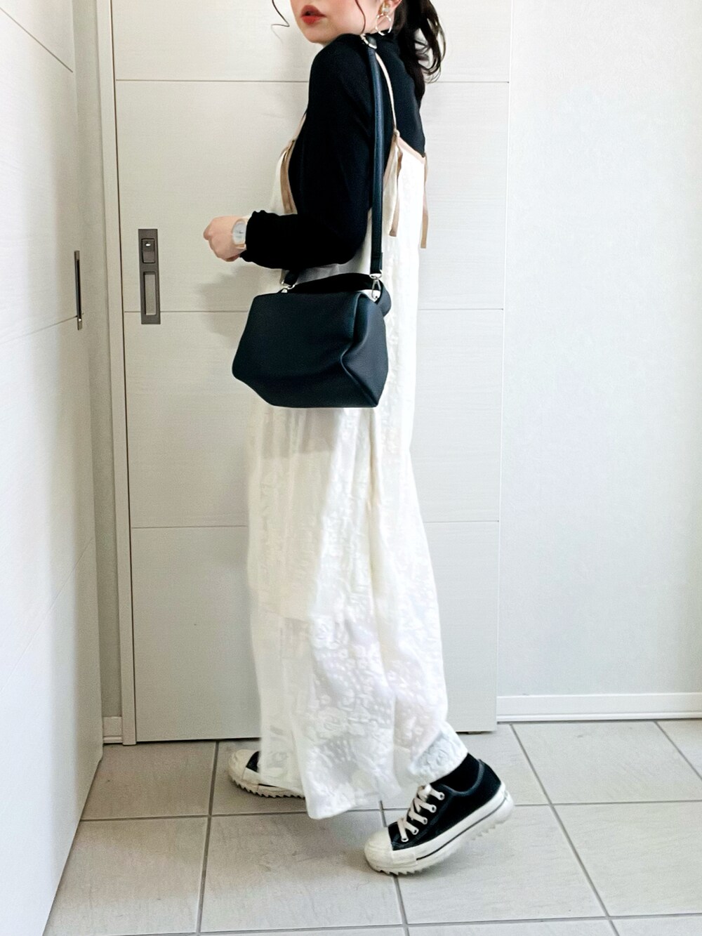 「春服、シンプル、カジュアル、オトナカジュアル、オトナ女子、フラワーレース、ワンピース、春コーデ、クリスプ、Crisp、Crispコーデ、低身長、低身長コーデ、低身長女子、プチプラコーデ」｜「Crispのバイカラーフラワーレースワンピース（ワンピース、ホワイト系）」を使った、❁⃘asa❁⃘さん（レディース・150cm）の春コーディネートの4枚目の写真