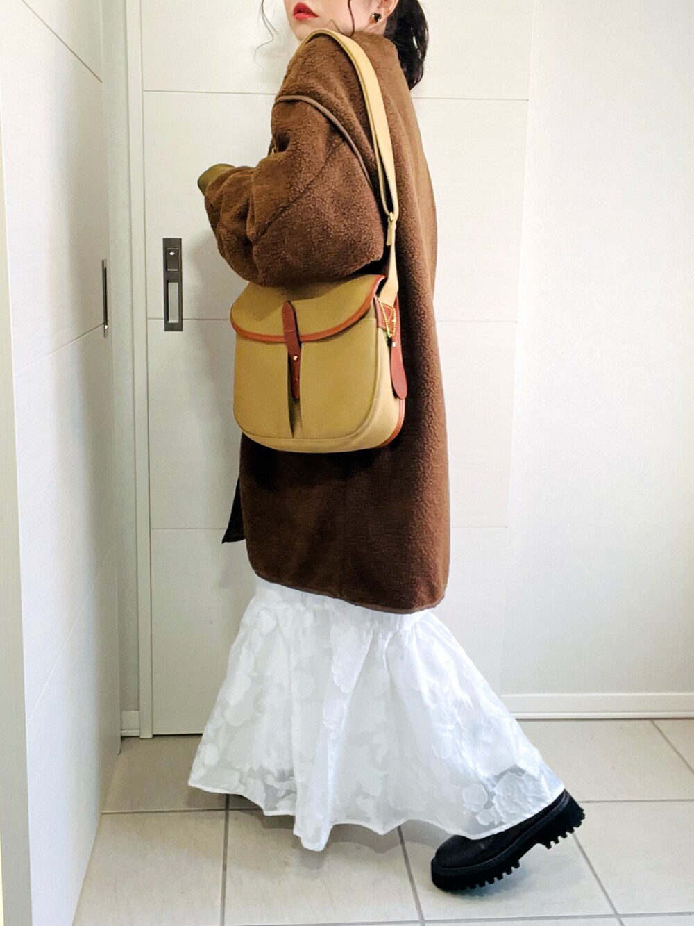 「カジュアルコーデ、カジュアルガーリー、冬コーデ、着回しコーデ、Crisp、Crispコーデ、ANGIE VINTAGE、オトナ女子、アンジーヴィンテージ、オトナカジュアル、クリスプ、プチプラ、低身長、低身長女子、低身長コーデ」|「Crispのリバーシブルミリタリーボアコート(その他アウター、ブラウン系)」を使った、❁⃘asa❁⃘さん(レディース・150cm)の秋コーディネートの4枚目の写真