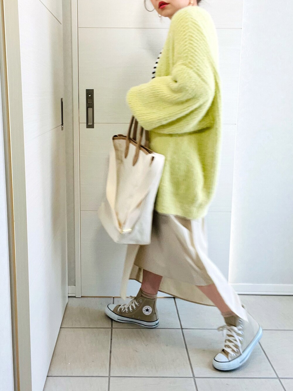 「春、オトナ女子、センスオブプレイス、SENSE OF PLACE by URBAN RESEARCH、SENSEOFPLACE、ユイセル、Uiscel、ラップスカート、ボーダー、モヘアニット、ANGIE VINTAGE、レモンイエロー、低身長、低身長女子、低身長コーデ」|「SENSE OF PLACE by URBAN RESEARCHの【WEB/一部店舗限定】Uiscel ドライラップスカート(スカート、ベージュ系)」を使った、❁⃘asa❁⃘さん(レディース・150cm)の冬コーディネートの2枚目の写真