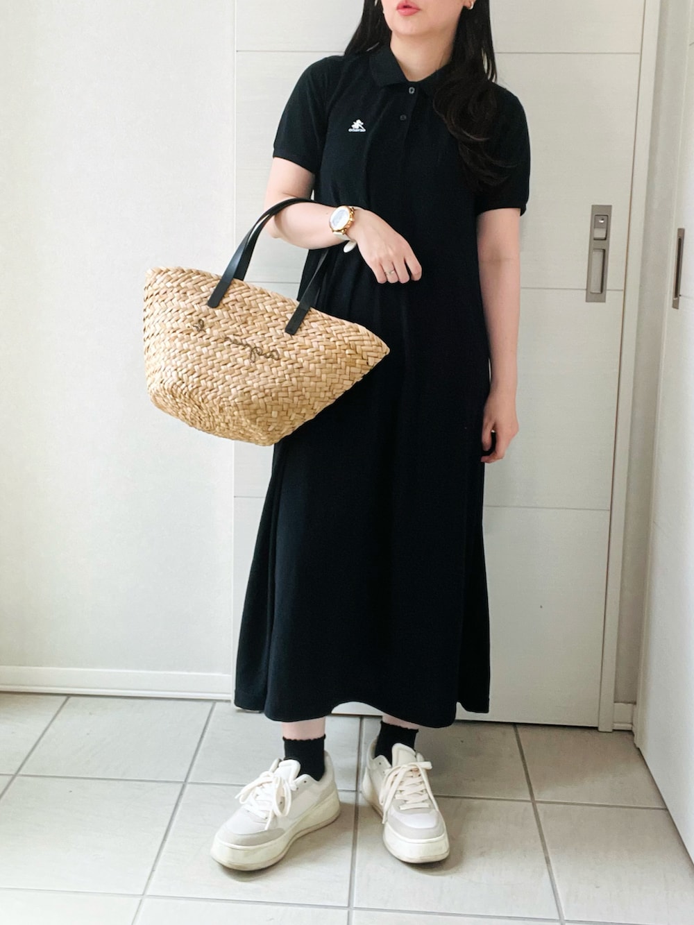 「テーマパークコーデ、リラックススタイル、楽チンコーデ、夏服、ポロシャツワンピース、ポロワンピ、モノトーンコーデ、シンプルコーデ、ワンマイルウェア、低身長、低身長コーデ、低身長女子、GEVACO、夏コーデ」｜「GEVACOの【GEVACO/ゲバコ】ドライタッチポロシャツフレアワンピース（ワンピース、ブラック系）」を使った、❁⃘asa❁⃘さん（レディース・150cm）の夏コーディネートの2枚目の写真