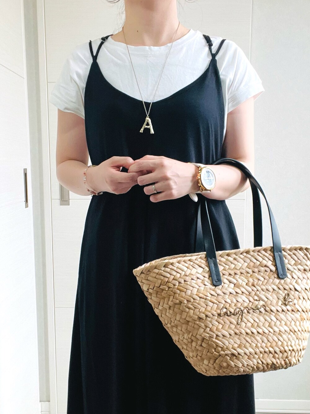 「みんなの白Tフェス、おでかけコーデ、大人女子、シンプルコーデ、シンプル、Fizz、フィズ、キャミワンピ、夏コーデ、プチプラ、かごバッグ、休日スタイル、低身長、低身長コーデ、低身長女子」｜「recaのフレンチスリーブシンプルカットソー（Tシャツ/カットソー、ホワイト系）」を使った、❁⃘asa❁⃘さん（レディース・150cm）の夏コーディネートの4枚目の写真