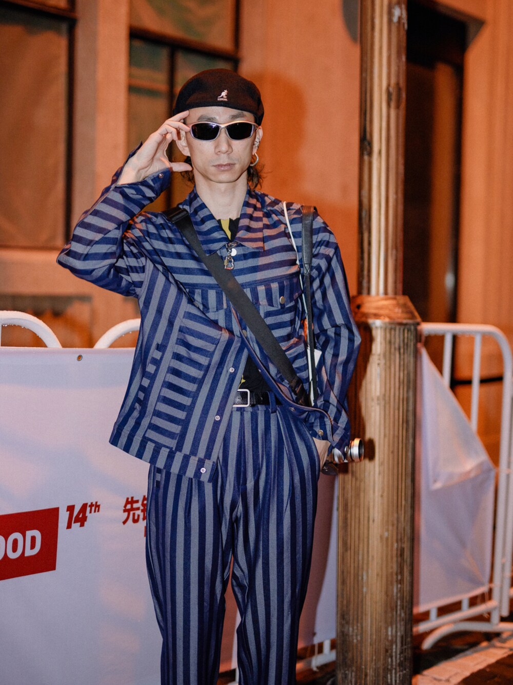 「ootd」｜「Cycle By Myobのアイテム（トップス、ブルー系）」を使った、秦然さん（メンズ・175cm）の秋コーディネートの2枚目の写真