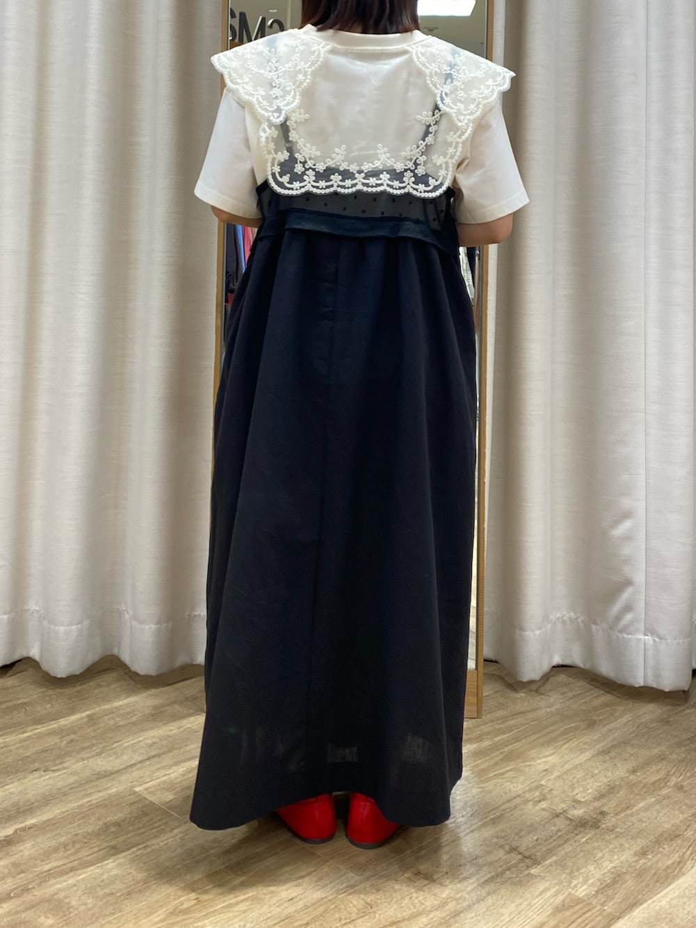 「Samansa Mos2、SM2、サマンサ モスモス(Samansa Mos2)、ゆべし×SamansaMos2、ゆべしコラボ、ガーリー、低身長コーデ、低身長」｜「Samansa Mos2のリボンフラットシューズ（ドレスシューズ、レッド系）」を使った、i.さん（レディース・150cm）の春コーディネートの2枚目の写真