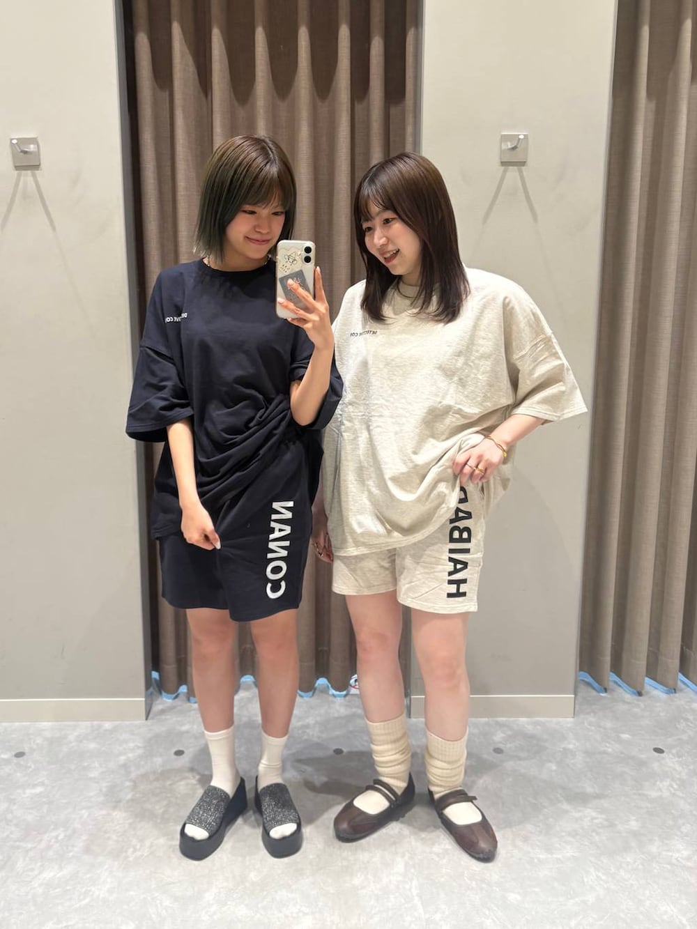 その他のTシャツ/カットソー、その他のTシャツ/カットソーを着用したレディースの春コーディネートの2枚目の写真