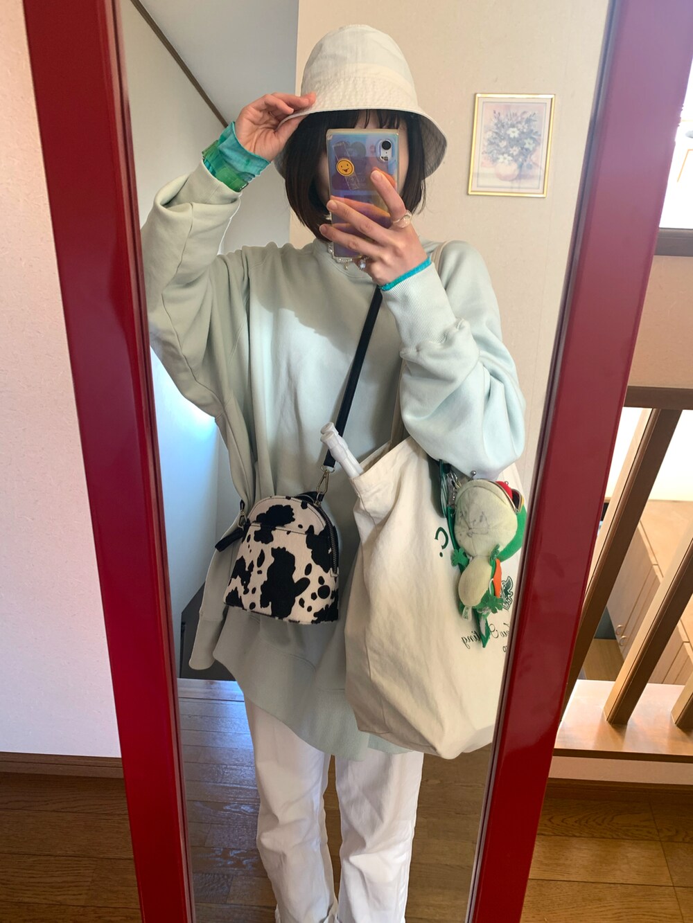 「JEANASiS、UNIQLO」｜「UNIQLOのアイテム（ハット、ホワイト系）」を使った、chihonnuさん（レディース・154cm）の春コーディネートの2枚目の写真
