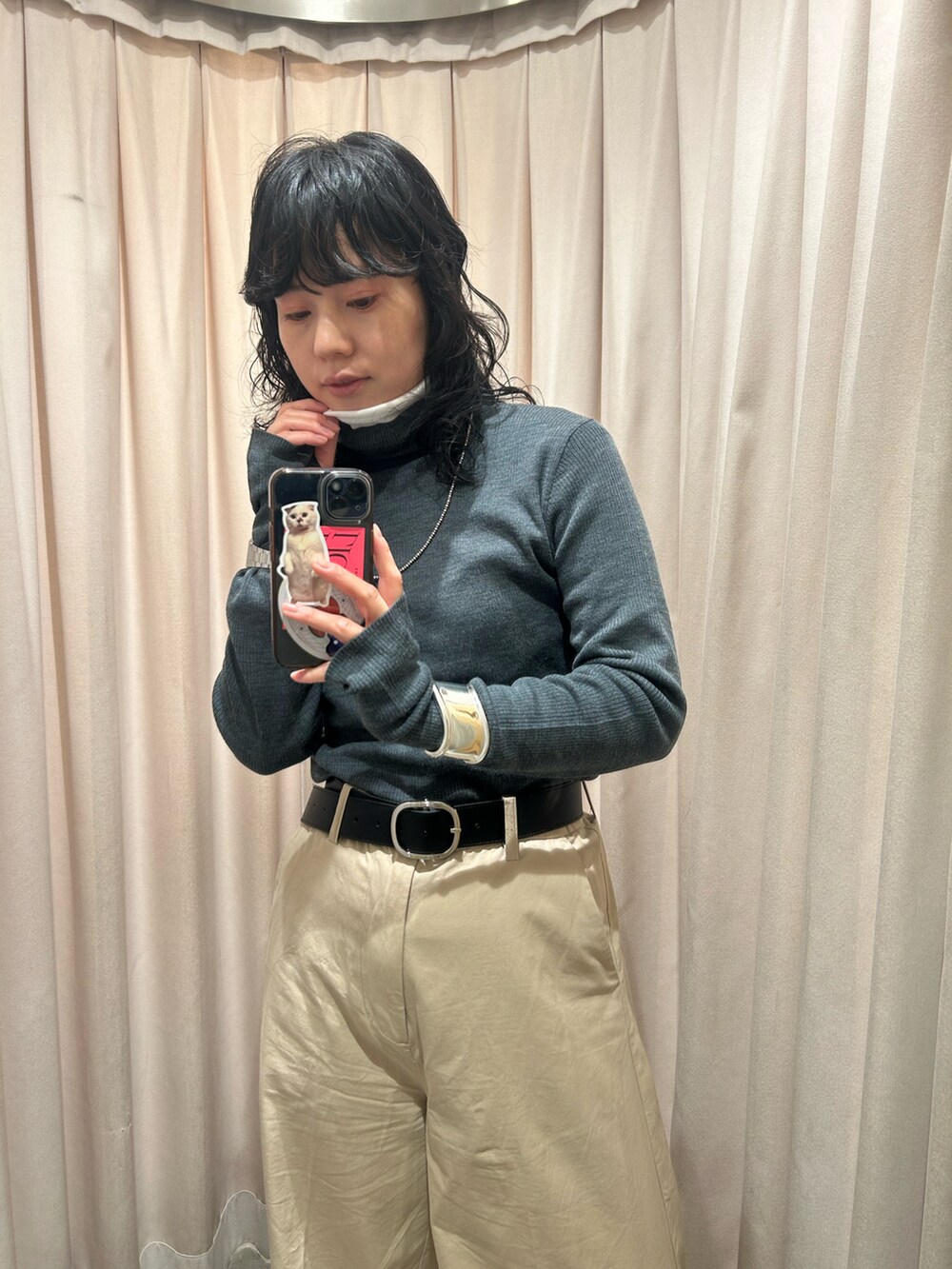 「あったかコーデ、着回しコーデ、ファッションを楽しもう、秋冬コーデ、タートルネック、冬服、オトナカジュアル、SHENERY」｜「SHENERYのビーバーダブルフェイスステンカラーコート（その他アウター、ブラウン系）」を使った、TOKUMURA_161cmさん（レディース・161cm）の冬コーディネートの3枚目の写真