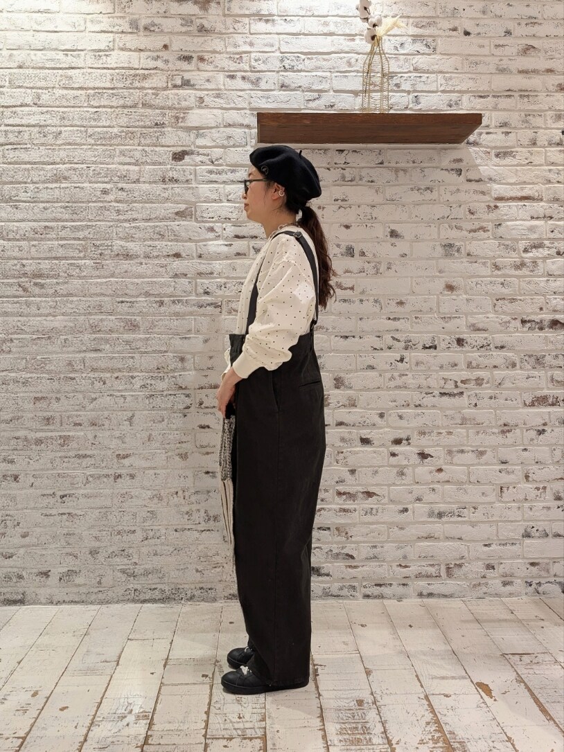 「カジュアルスタイル、シンプルスタイル、休日スタイル、ゆるコーデ、大人かわいい、冬服コーデ、冬、低身長女子、大人コーデ、オトナ女子、ピュアルセシン、pualcecin、adidas、春まで着られる」｜「PUAL CE CINのレイヤードプルオーバーブラウス（シャツ/ブラウス、その他）」を使った、masumoさん（レディース・155cm）の冬コーディネートの3枚目の写真
