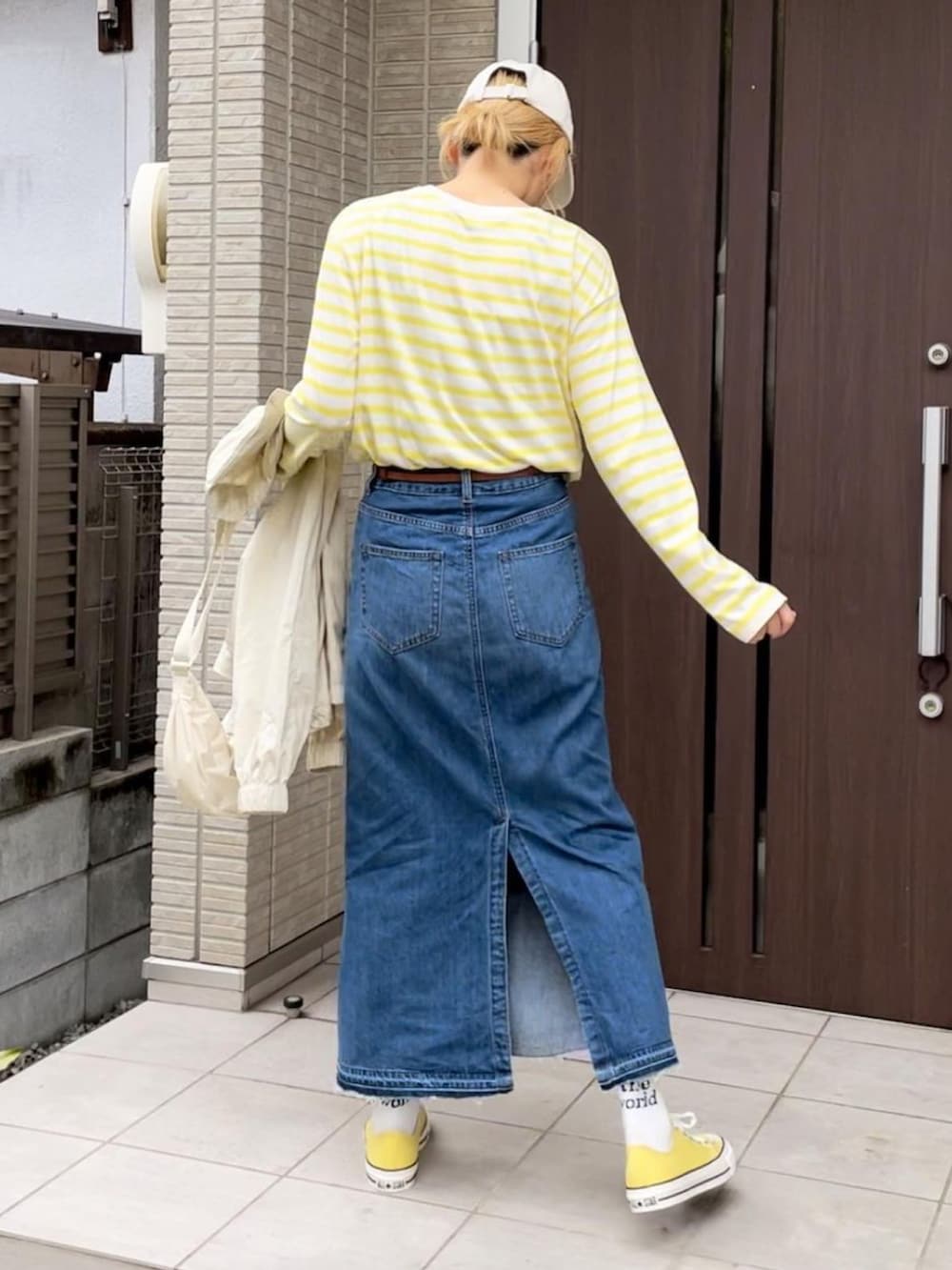 「UNIQLO、GU、パステル映える春、デニムスカート、converse、春服みてみて、プチプラコーデ、ボーダートップス」｜「しまむらのアイテム（キャップ、ホワイト系）」を使った、ともぞうでらっくすさん（レディース・167cm）の春コーディネートの2枚目の写真