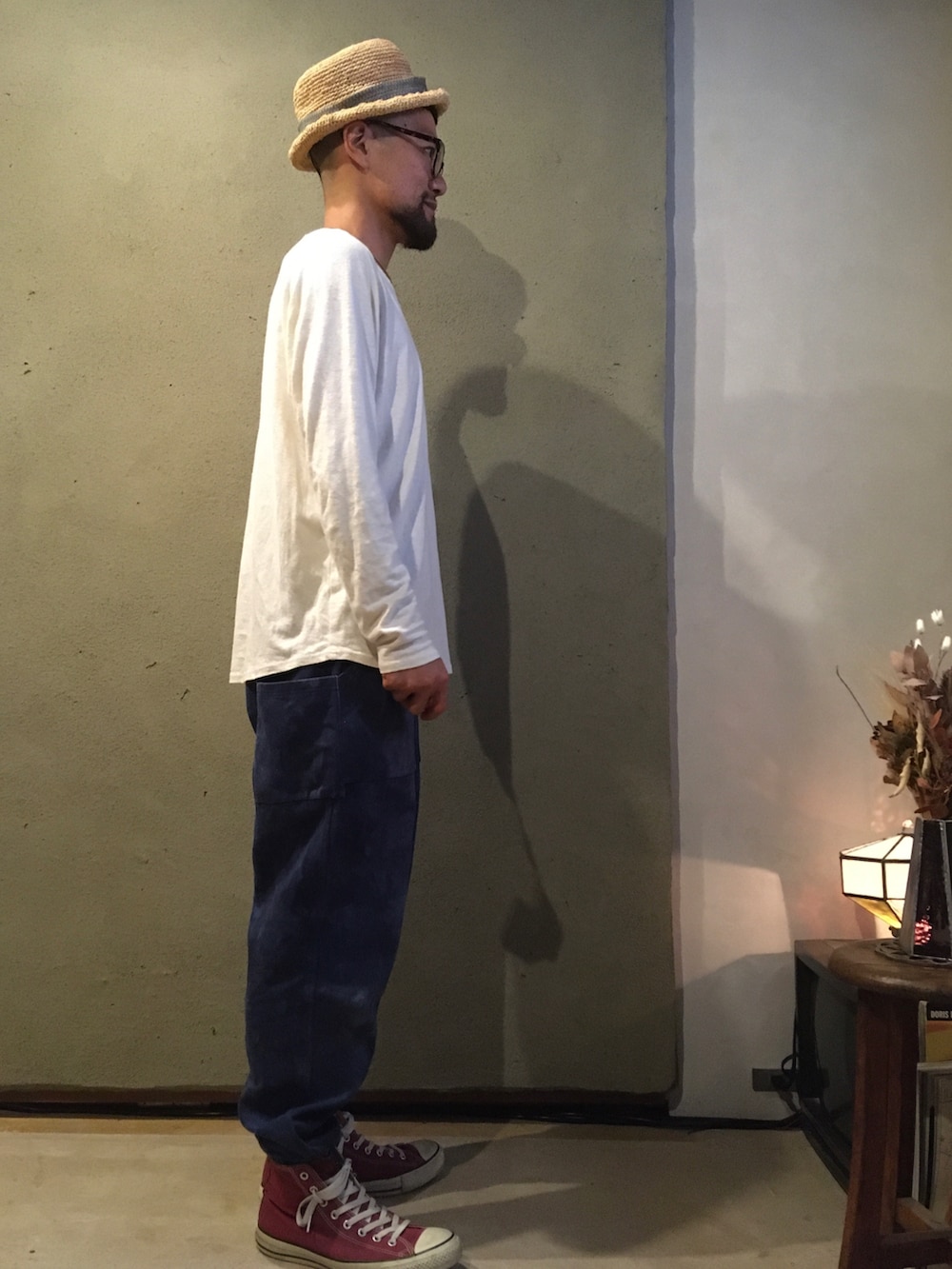 「夏、シンプルスタイル、ラフ、低身長コーデ、ハット、オリジナルブランド、アパレルスタッフ、山形、服屋ウタタネ、ノームコア、ヘンプ、モンペ、イージーパンツ」｜「旅人のモンペのアイテム（パンツ、ブルー系）」を使った、꧁東根市(未)公認市長候補꧂さん（メンズ・164cm）の夏コーディネートの3枚目の写真