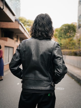 yamazaki(Schott Grand Store Tokyo店)｜schottのチノパンツを使った