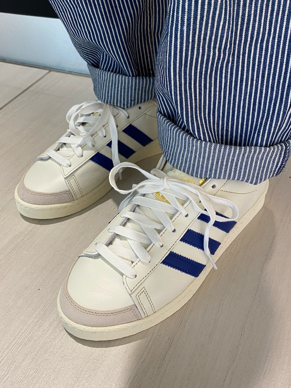 NO(アディダス オリジナルスショップ GINZA SIX)｜adidasの
