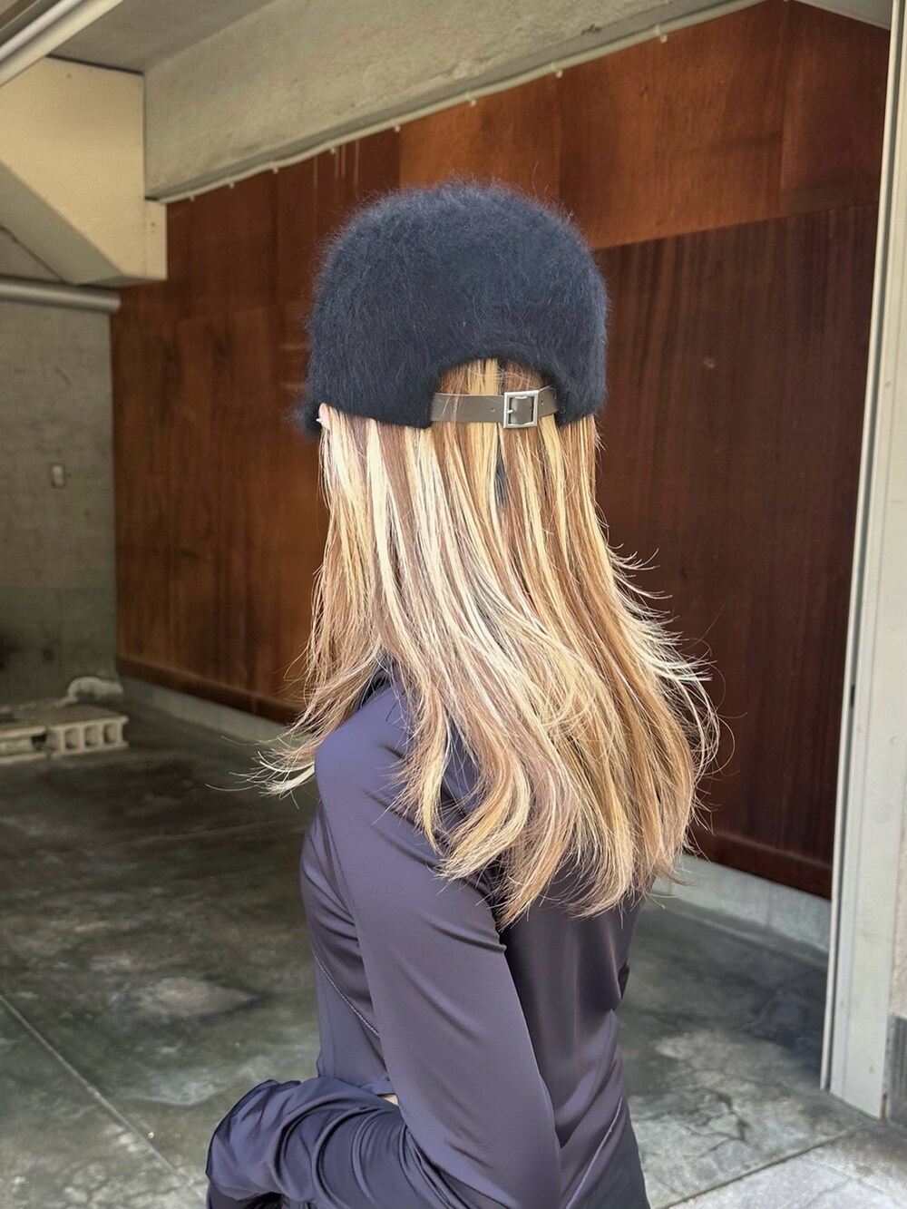 「キャップ、キャップコーデ、ファー、ファー小物、冬コーデ、スカート、スカートスタイル」｜「Chapeau d' OのChapeau d' O TM Angora Cap / シャポードオー（キャップ、ブラック系）」を使った、KIMさん（レディース・148cm）の秋コーディネートの3枚目の写真