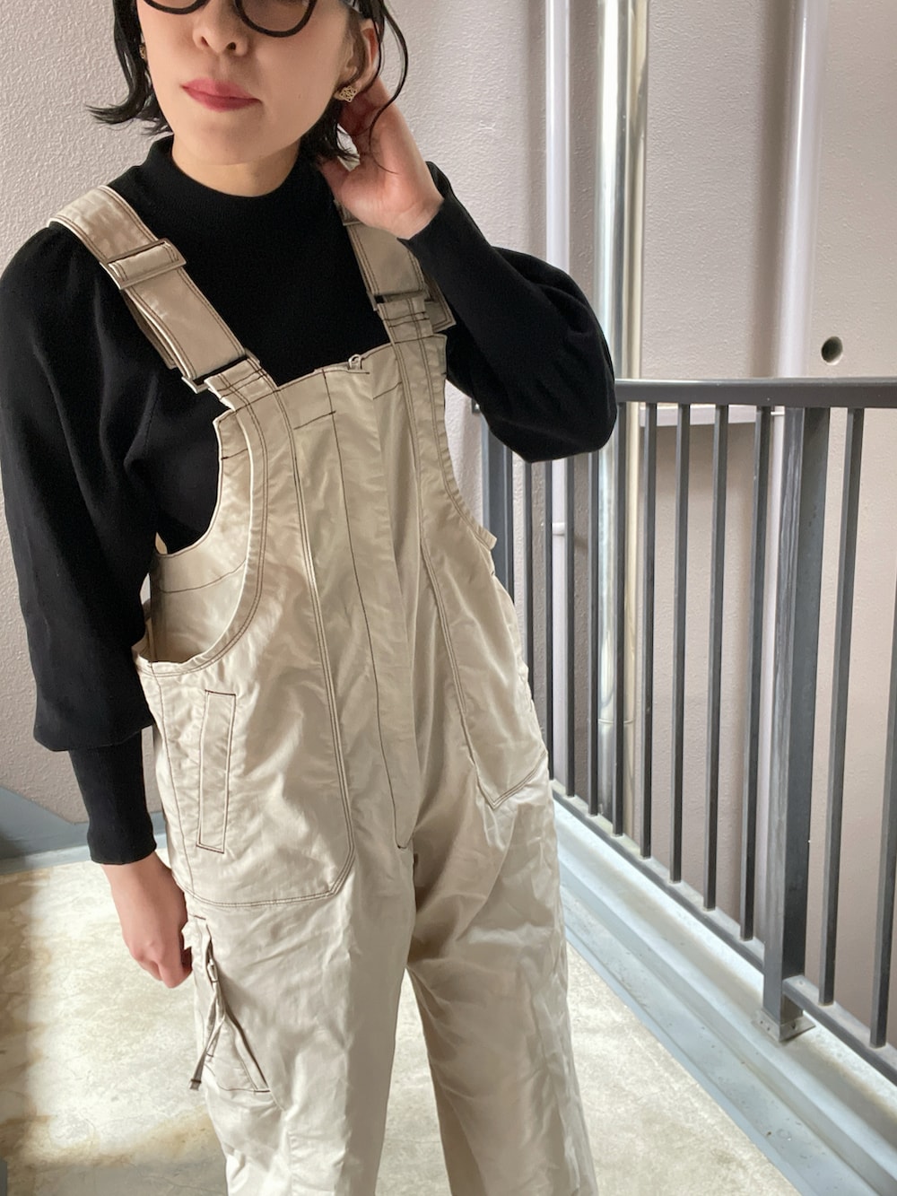 02_mntさんの「フロントジップコットンサロペット（TODAYFUL）」を使ったコーディネートの2枚目の写真
