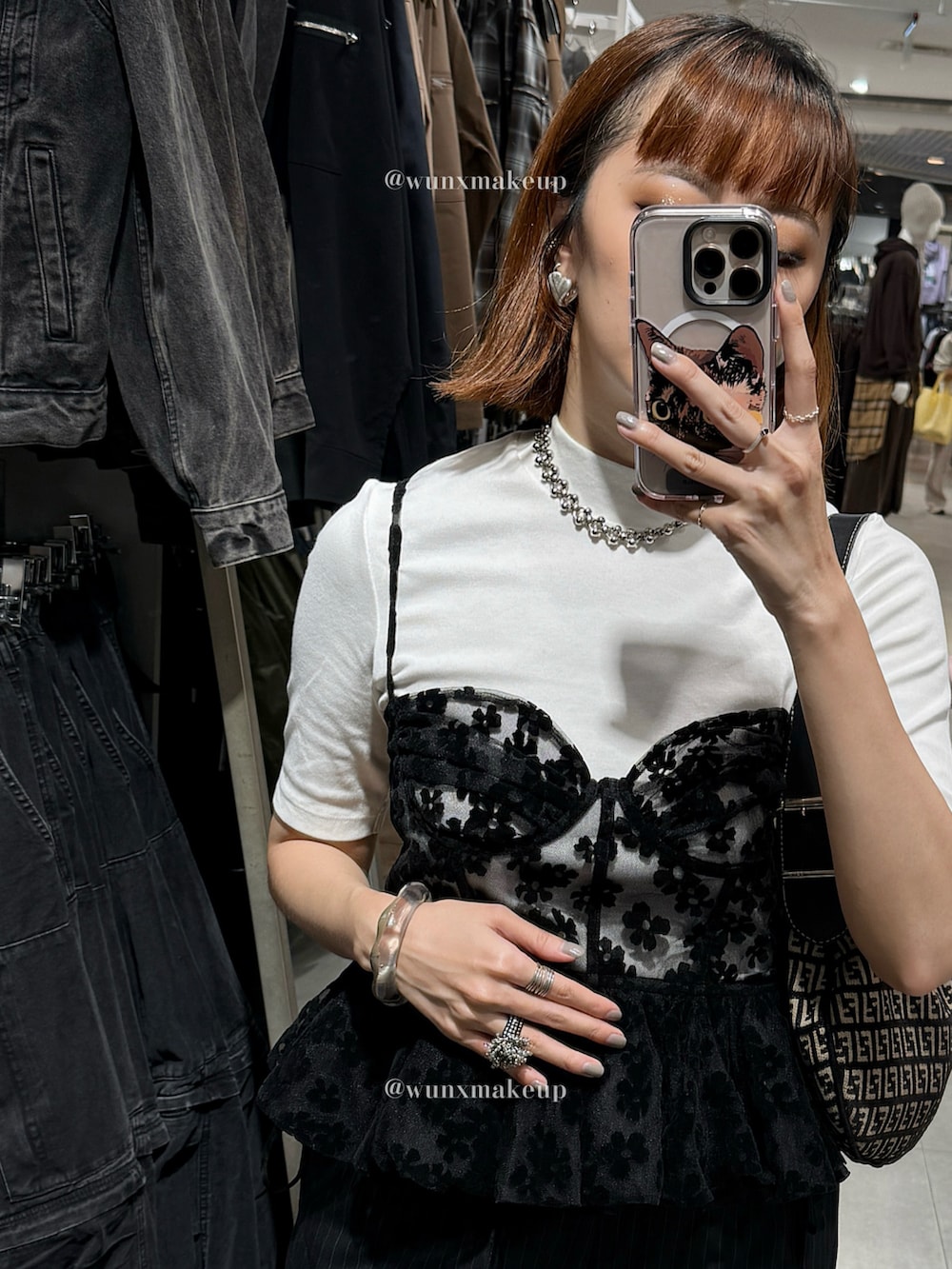 「Knuth Marfのアイテム（パンツ、ブラック系）」を使った、wunnnnnnnさん（レディース・159cm）の冬コーディネートの3枚目の写真
