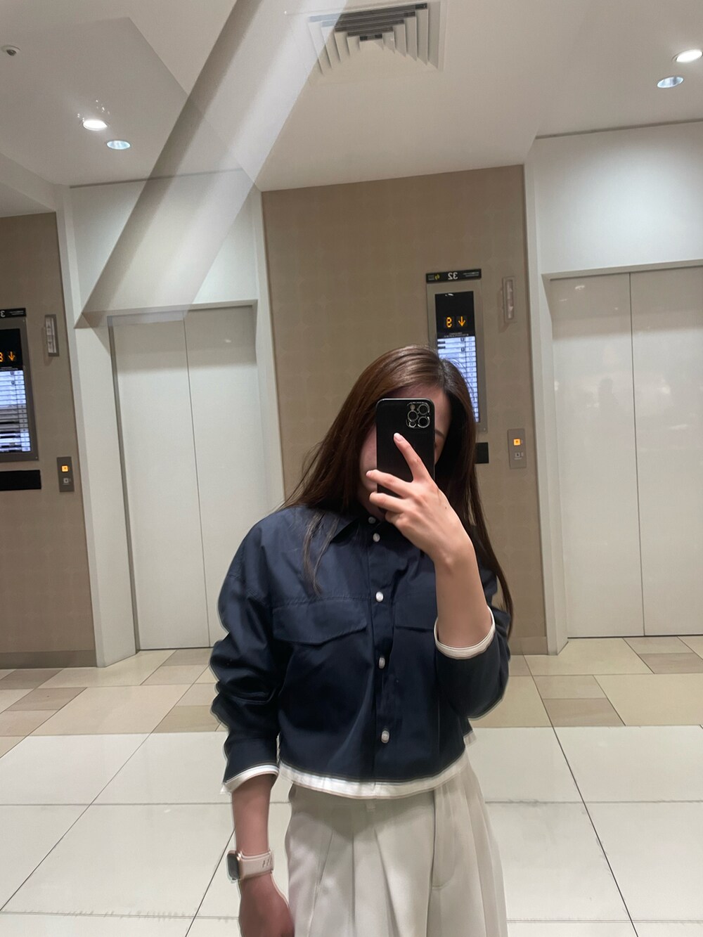「Hashibamiのアイテム（ハンドバッグ、ブラック系）」を使った、lillys_outfittersさん（骨格ウェーブ・レディース・151cm）の夏コーディネートの2枚目の写真