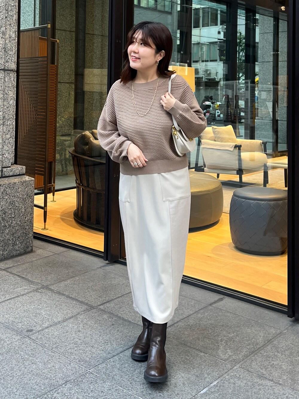 「ブーツ、春色、デニム、春アウター、ママファッション、デートコーデ、オトナ女子、オトナカジュアル、春服コーデ」｜「Chez toiの袖ボリュームGジャン（ジャケット/アウター、ブルー系）」を使った、maiさん（レディース・158cm）の冬コーディネートの2枚目の写真