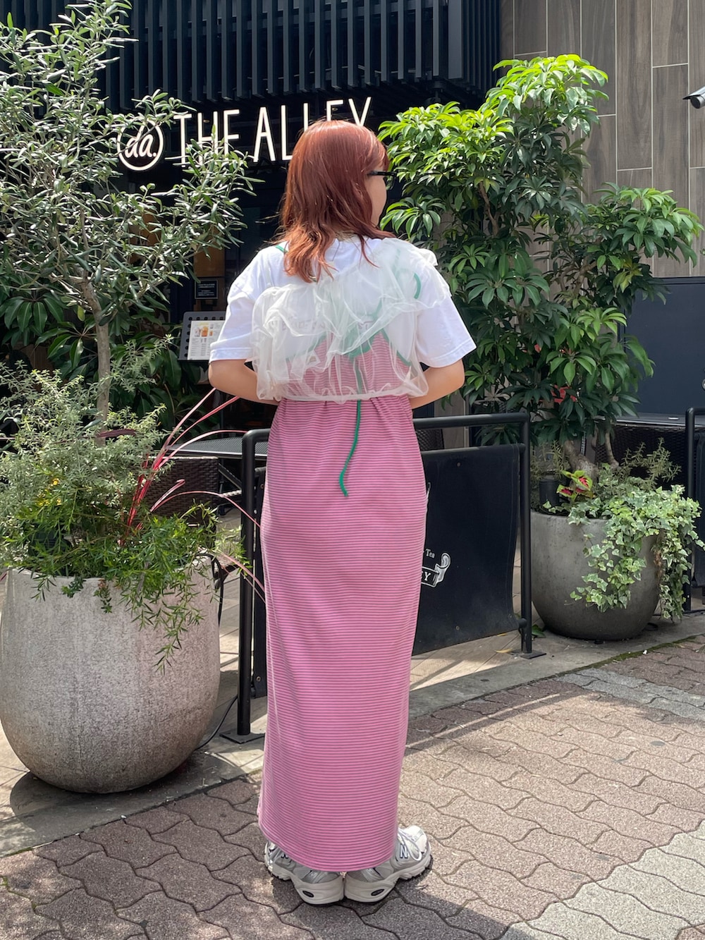 丸尾佳奈さんの「ワンショルダーチュールビスチェ（CIAOPANIC）」を使ったコーディネートの3枚目の写真