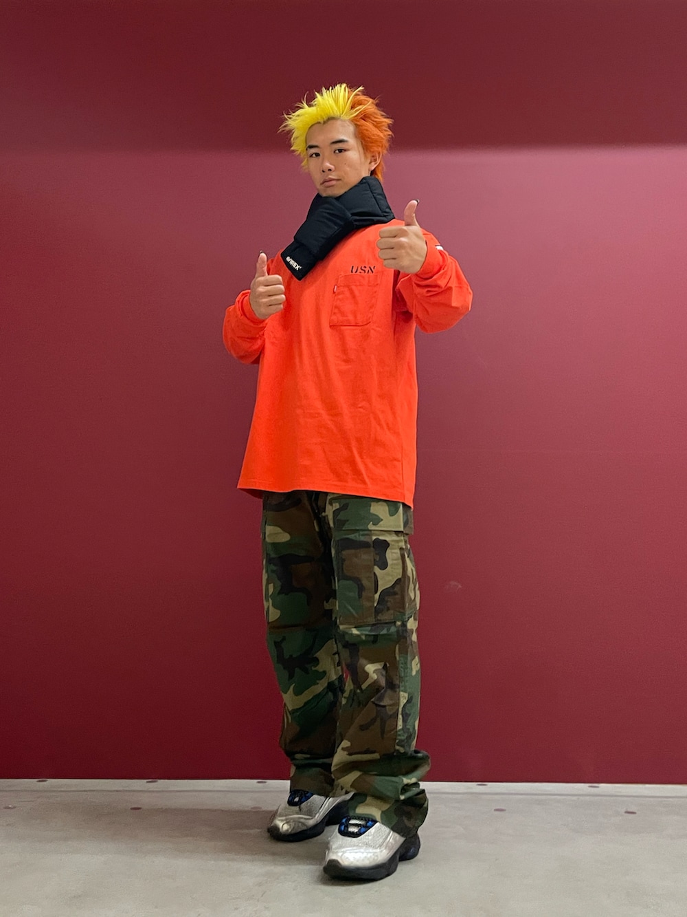ケンシンさんの「LOGO THINSULATE MUFFLER / ロゴ シンサレート マフラー / AVIREX / アヴィレックス（AVIREX）」を使ったコーディネートの3枚目の写真
