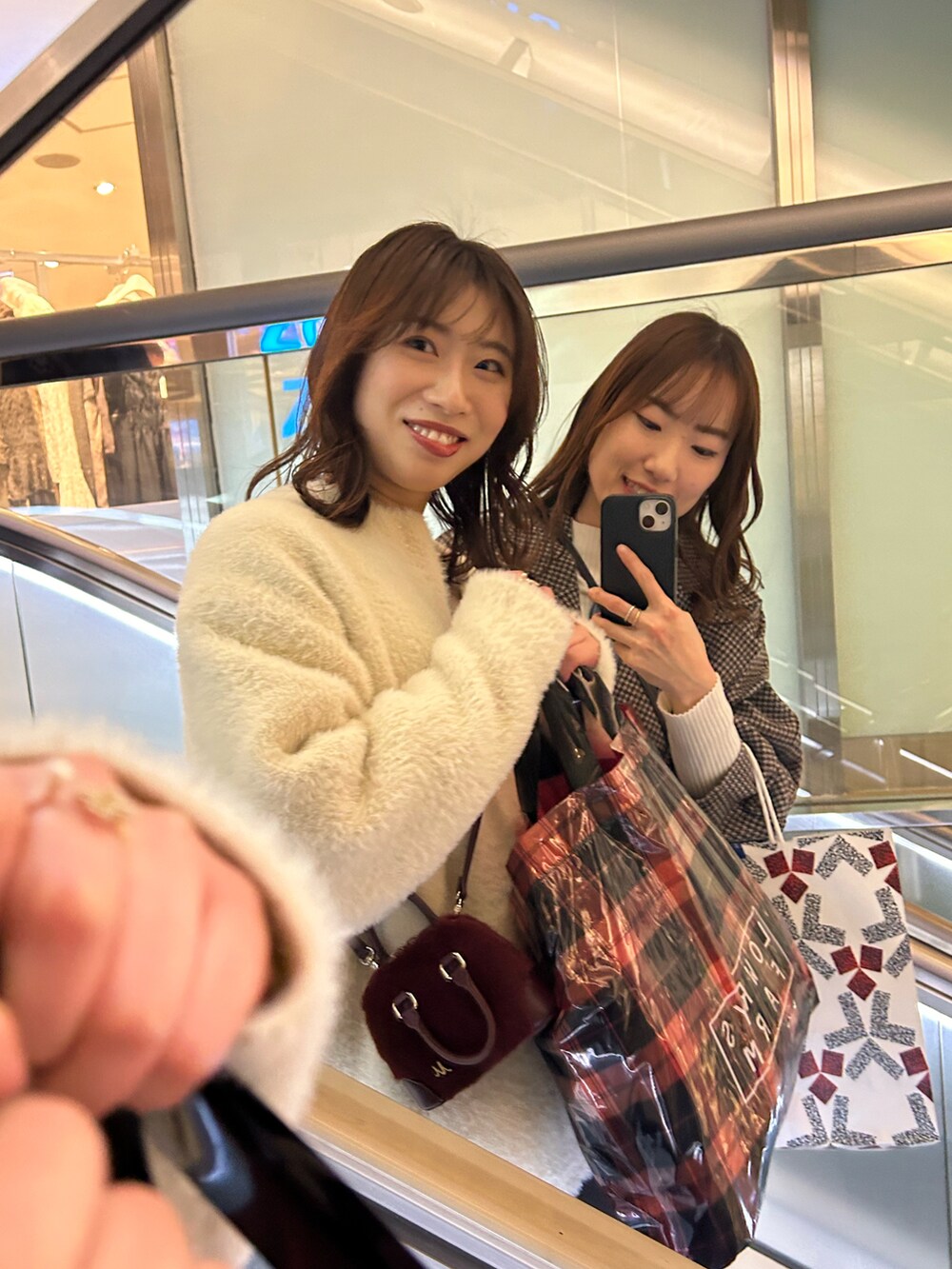 「LAGUNAMOONのアイテム（ジャケット/アウター、ホワイト系）」を使った、oraaange0405さん（骨格ストレート・レディース・164cm）の冬コーディネートの4枚目の写真
