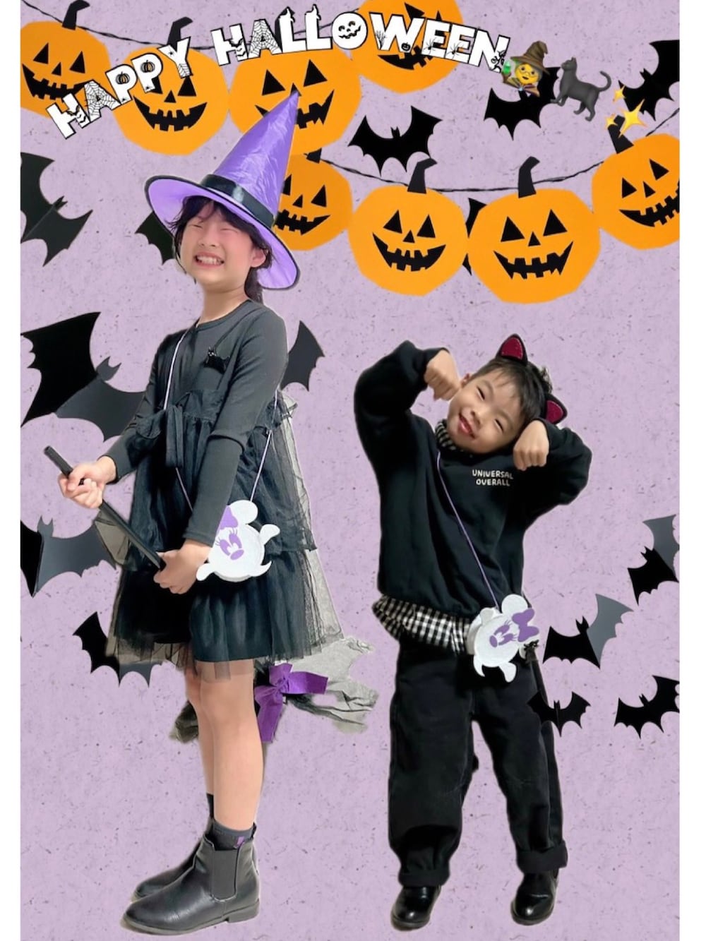 ブラック系のワンピース、ブラック系のブーツ、ブラック系のブローチ/コサージュを着用したキッズの秋コーディネートの3枚目の写真