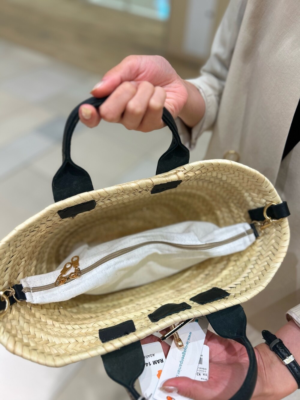 「NOLLEY'S、ジャケット、プリーツスカート、夏コーデ、キレイめ、大人かわいい、オーガンジー、かごバッグ、高身長女子、高身長コーデ」|「NOLLEY’Sの《セットアップ対応》ウォッシャブルドライトロピカルVネックダブルジャケット(ノーカラージャケット、ベージュ系)」を使った、fukudaさん(レディース・170cm)の春コーディネートの6枚目の写真