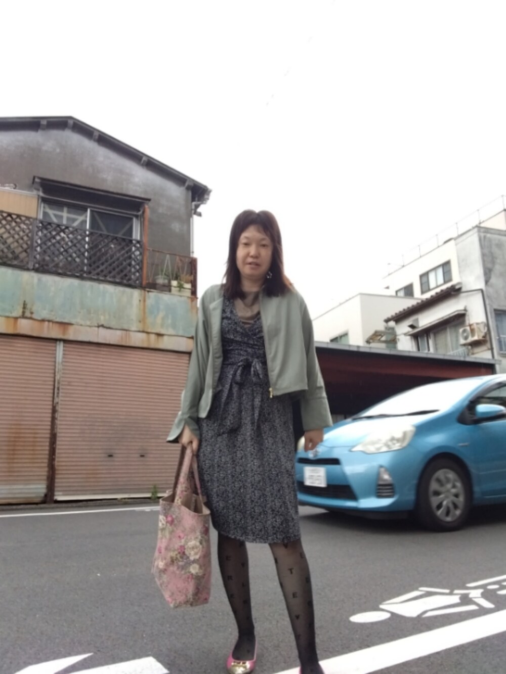 「インスタ@sa.yaka５７７９のアイテム（トップス、ホワイト系）」を使った、（相互）さやかさん（レディース・150cm）の夏コーディネートの2枚目の写真